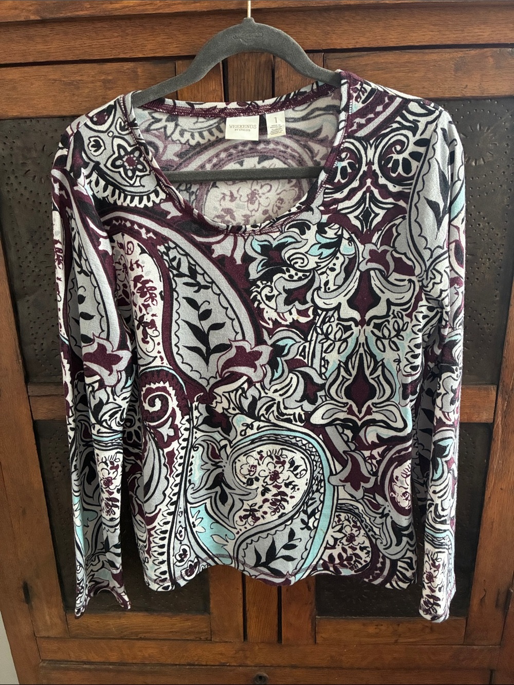 Weekends by Chico’s Burgundy, Light Blue & Black Paisley Long-Sleeve Top